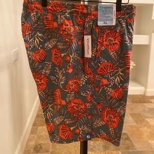 Caribbean Aqua Collection men’s shorts - 9 inch inseam multi color - size XL.